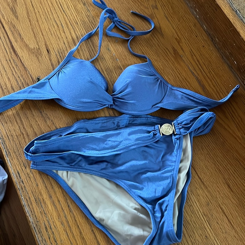 Venus bikini